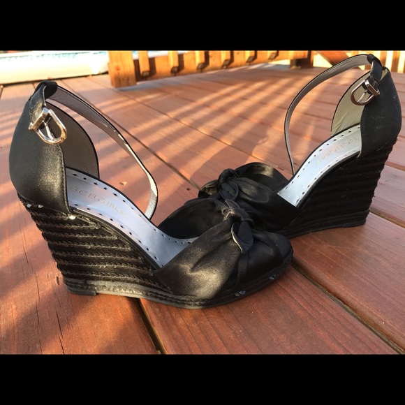 Shoes - Picture 5 of 10